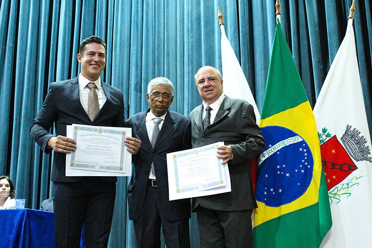 FOTOS e VÍDEO: Eleitos em Sete Lagoas e região são diplomados